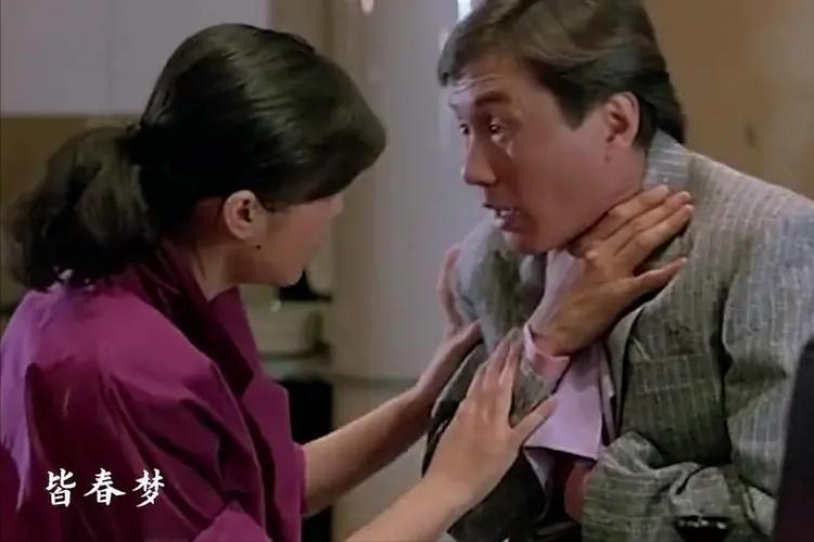 女性欲望被放大，以直白的形式表现，彻底改变“谈性色变”的现状