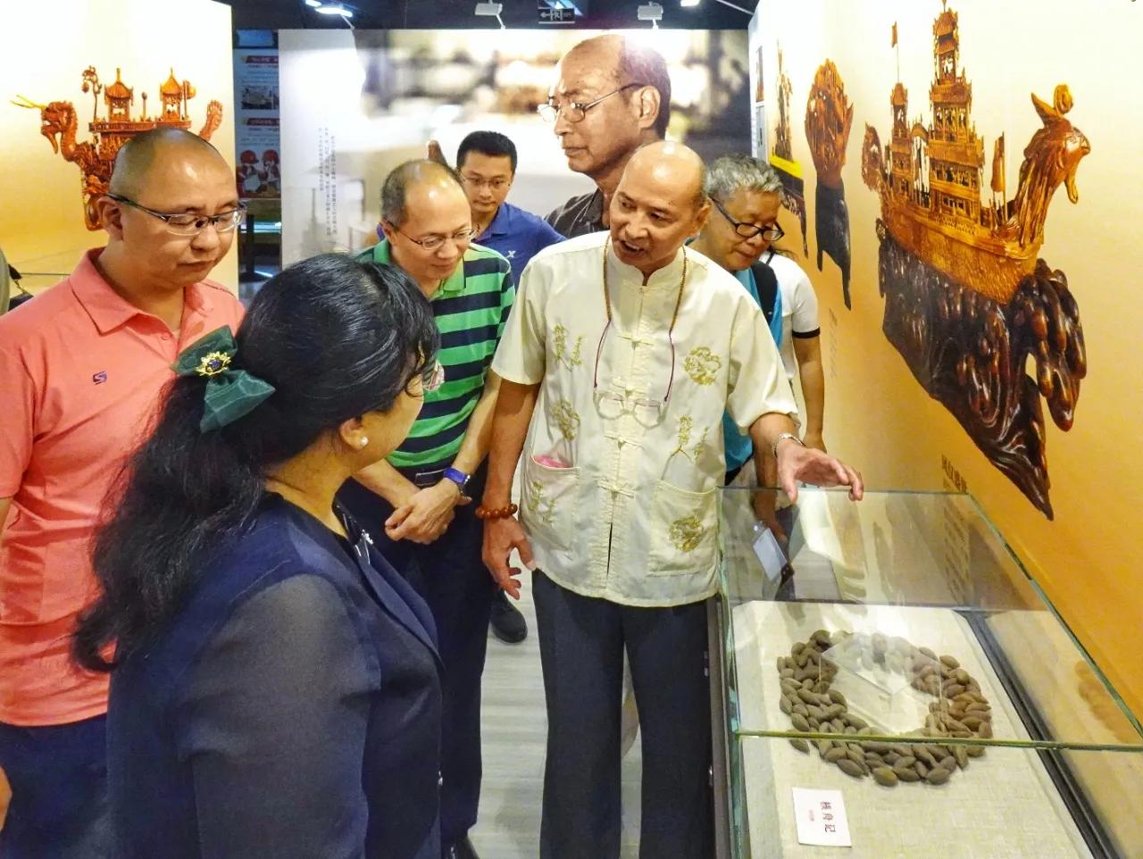 曾氏舞狮表演,广东曾氏榄雕基地