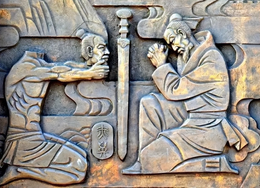 鲁迅写的两个男生的故事,评价鲁迅的铸剑