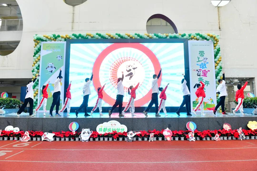 开学啦听听新生的感受,开学了看一下宿舍的环境