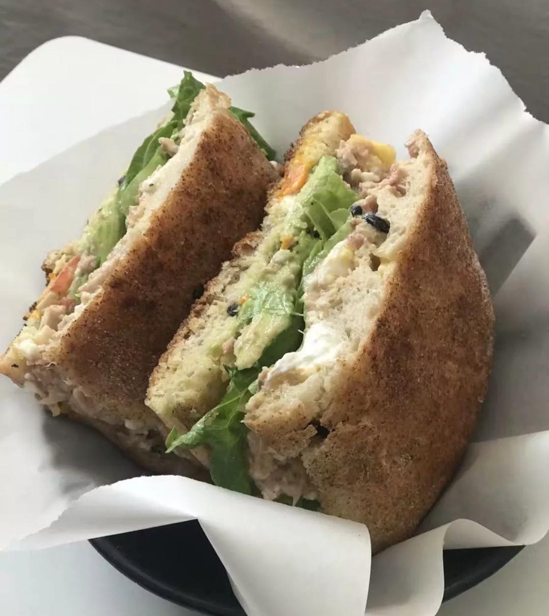 特别爱吃面包是什么原因,特别爱吃面包是什么体验