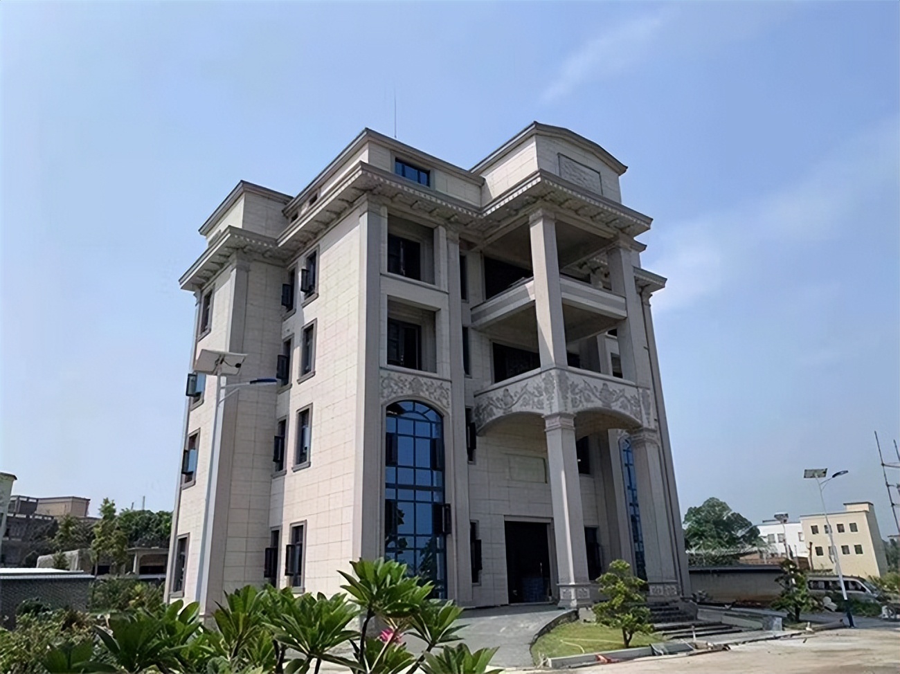 空气能热水器跟电热水器哪个省电,格力空气能热水器什么模式最省电