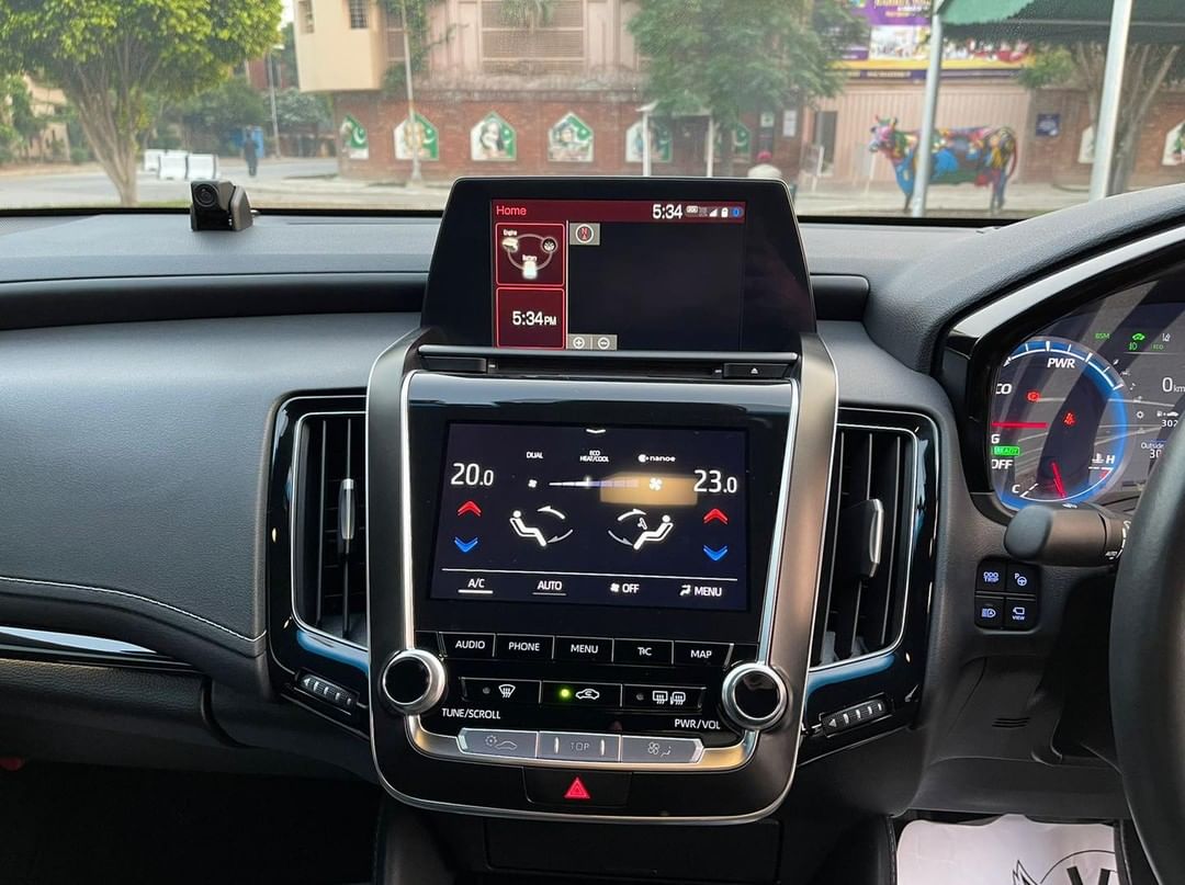 丰田皇冠历史文化,丰田皇冠一代经典