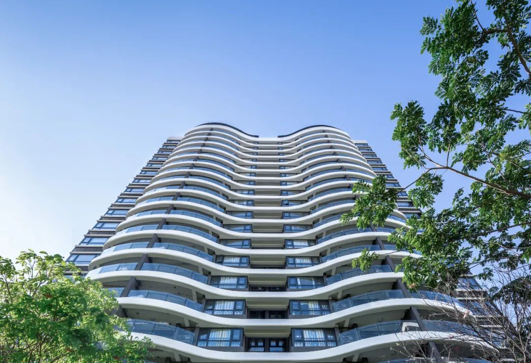 海南三亚一山湖楼盘,三亚一山湖与万科湖畔哪个好