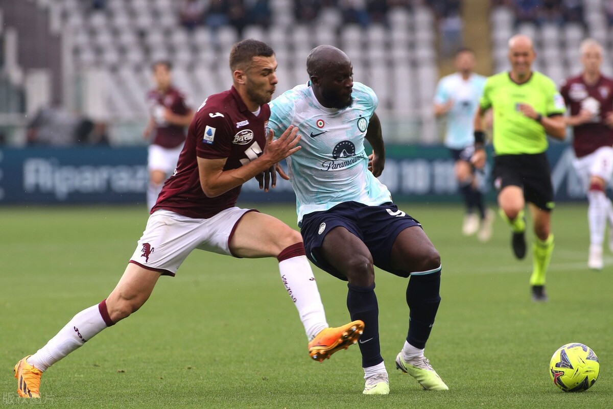 足球王之战,足球比赛欧冠皇马曼城首回合