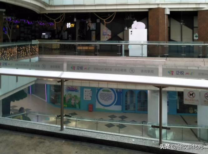 商场成鬼城,商铺被空置商业街变成空城