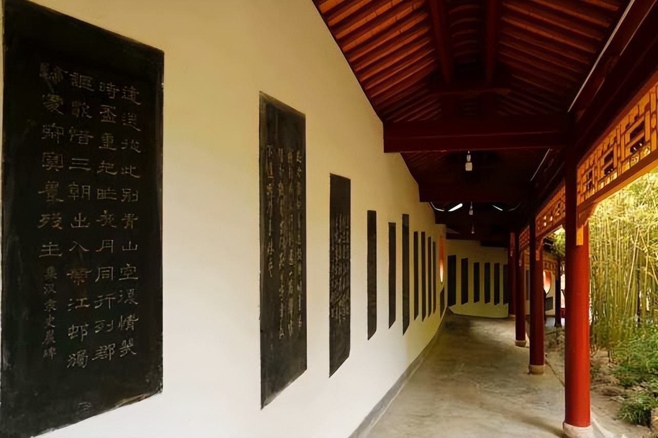 古人说色是刮骨的钢刀,俗语色是刮骨钢刀