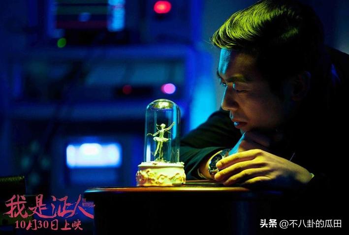 长相成熟棱角分明的帅气男星,年轻时最痞帅的明星男