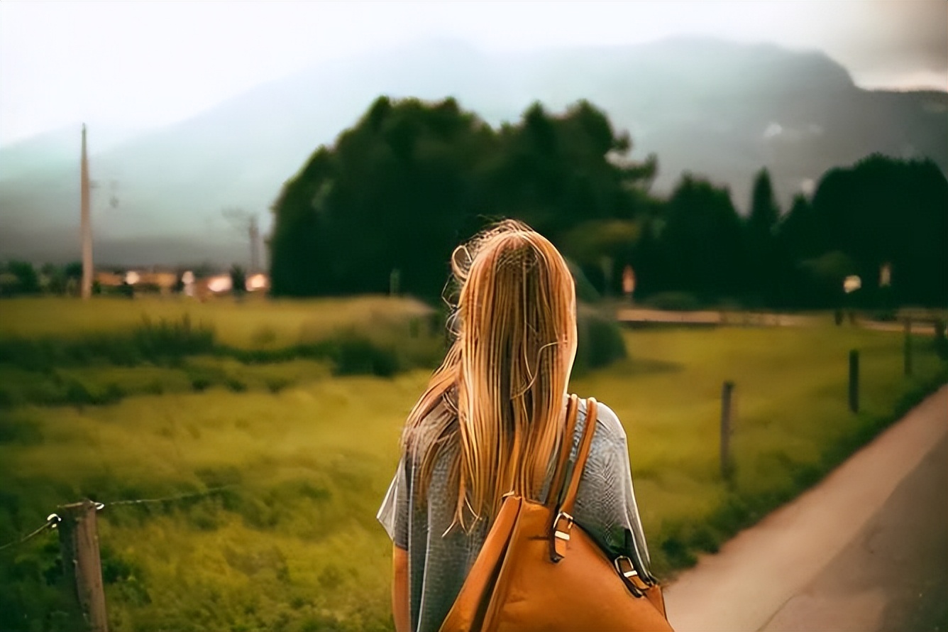 家庭越来越幸福的原因,家庭中最有福气的人对家庭的影响