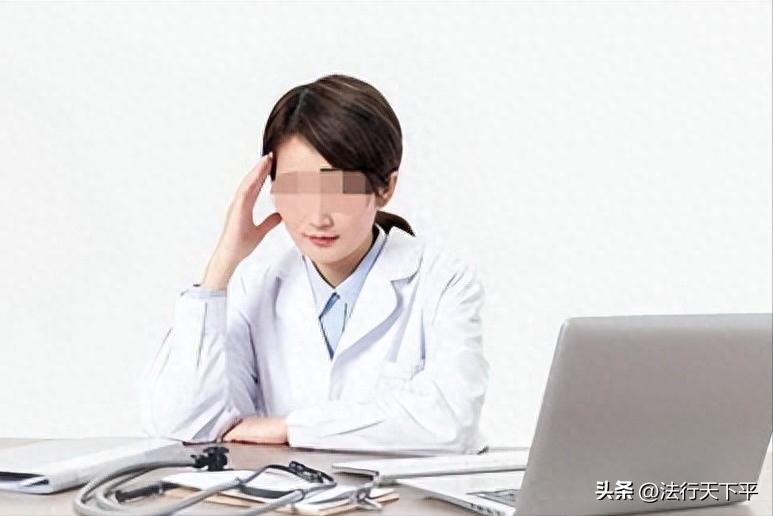 南京美女医生堕落纵欲，醉驾撞车身亡，撕下了谁的遮羞布？