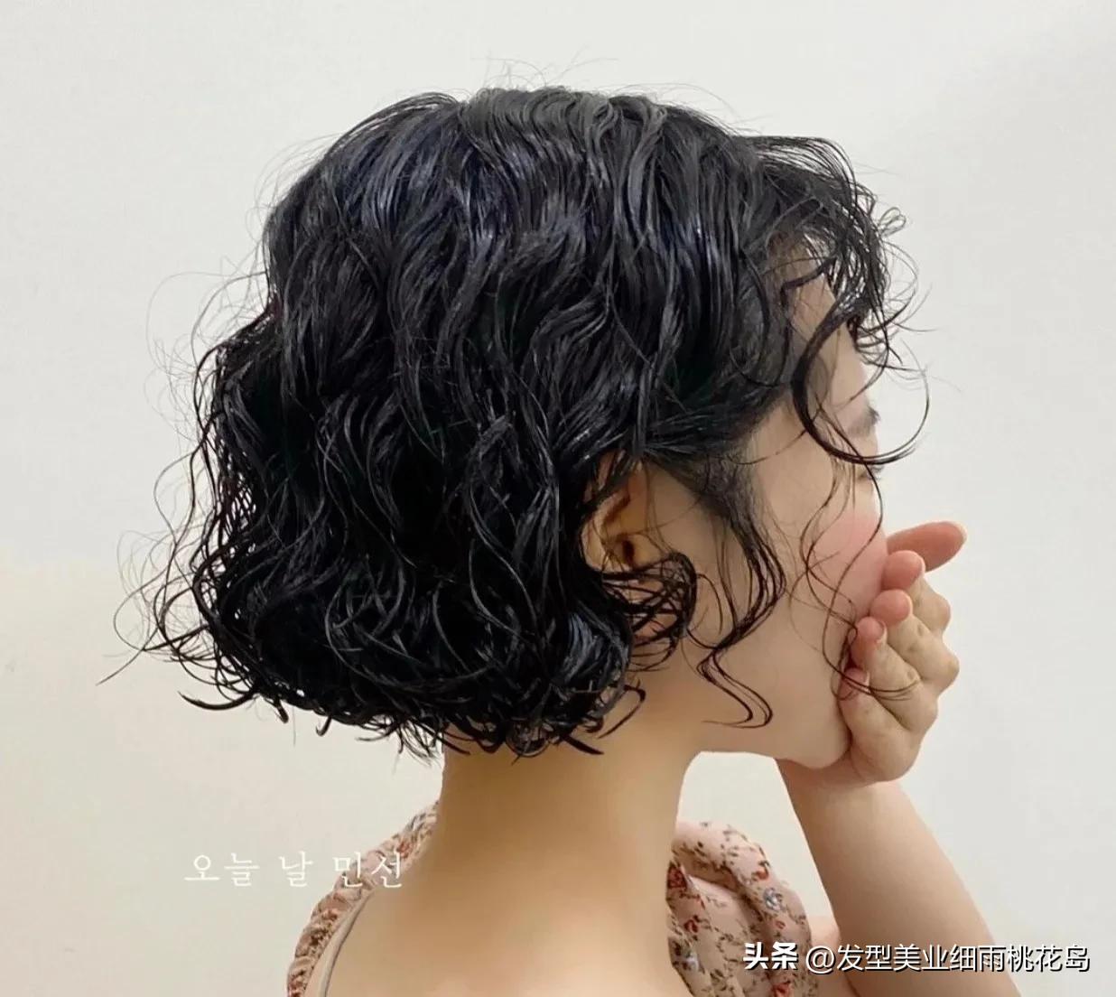 女士短发烫小姐姐,短发烫发型图片