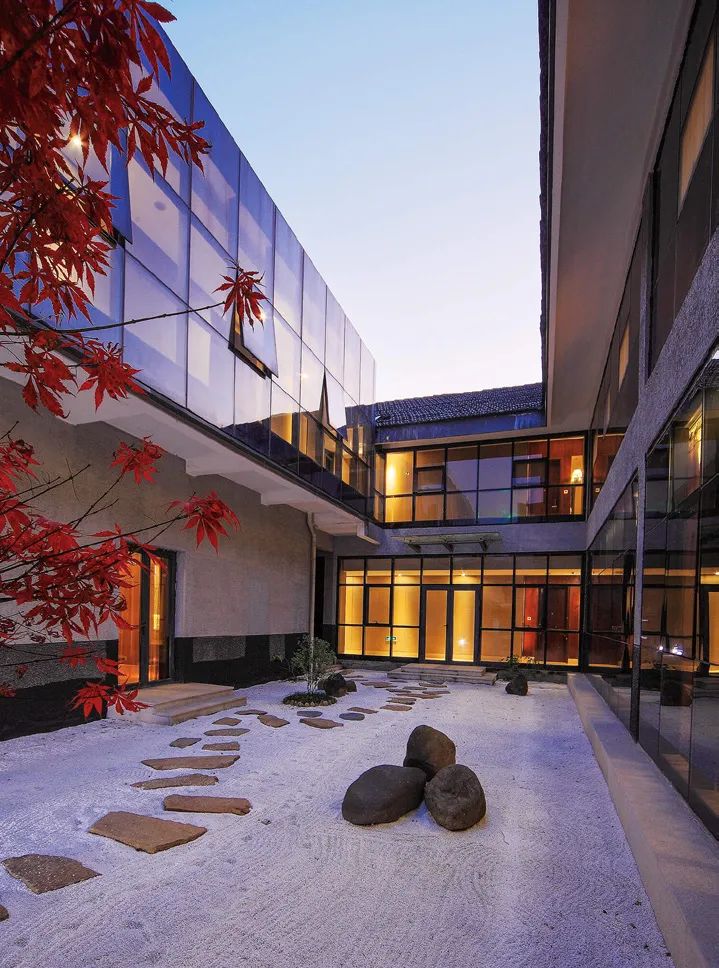 红丝绒酒店是什么级别,红丝绒酒店指南