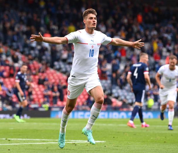 捷克欧洲杯之谜,2006世界杯意大利vs捷克悲情解说