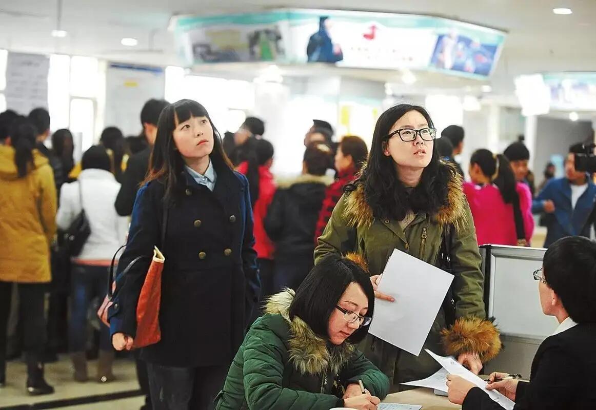 网上找工作简历要写真实姓名吗,找工作要写简历吗