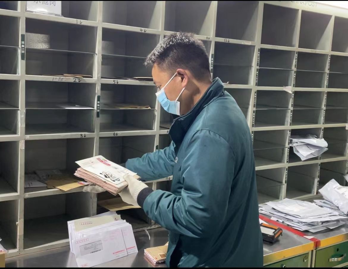 快递包裹快速配送,包裹最快半日送达且保障送货上门