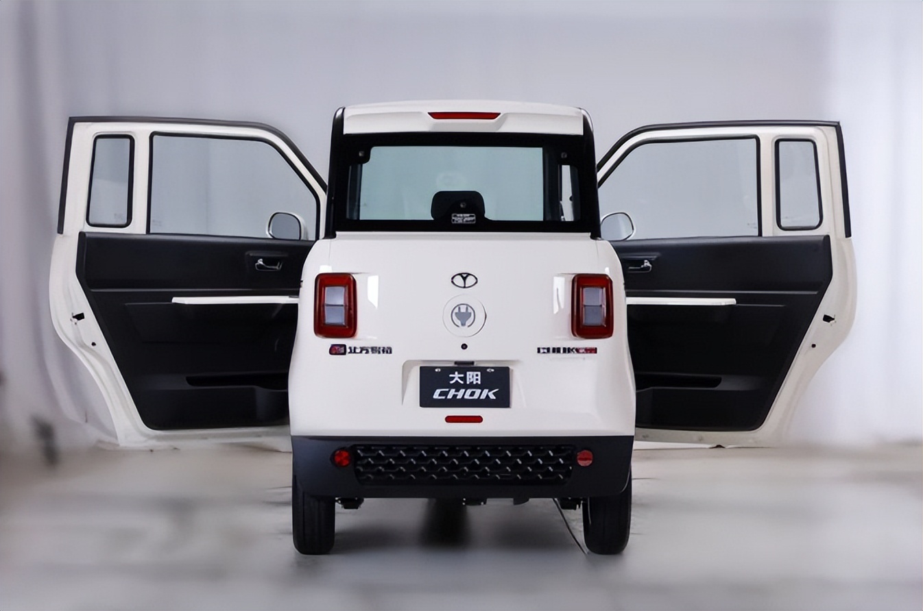大阳载客三轮车新款,大阳封闭三轮车最新款