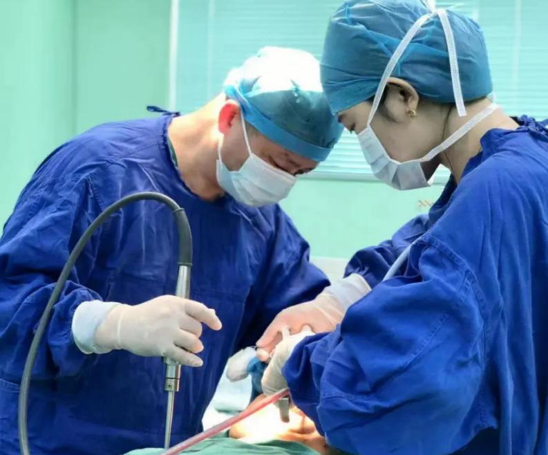 阴阳人有没有存在,阴阳人存在么