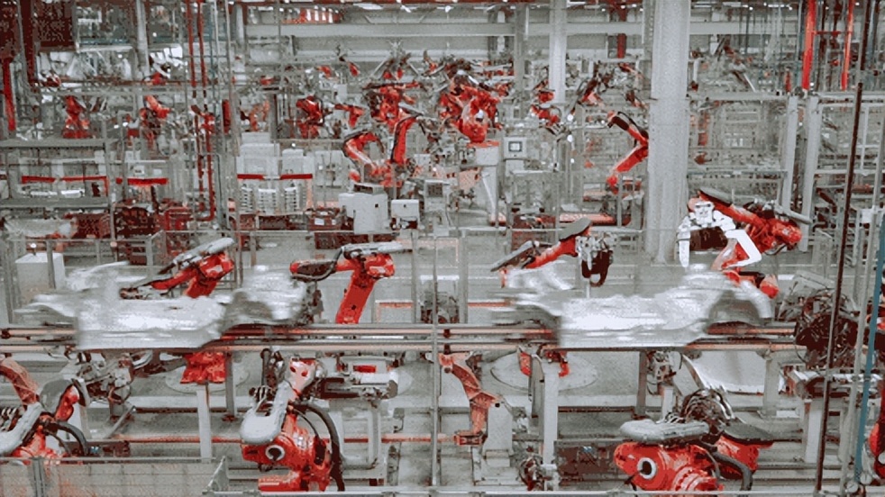 财商快报|福布斯中国最佳CEO排名出炉：王传福登顶；名创优品致歉；茶颜悦色黄牛代购200元1杯