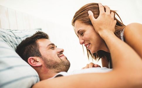 经期没忍住同房了，有哪些危害？医生：这几点要知道，别不当回事