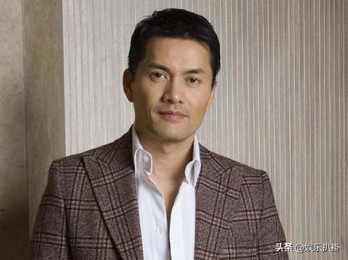 十大男星嫁富婆,娶富婆当老婆的4位男星