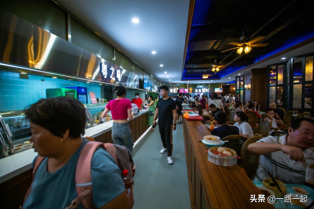 上海又刺激又好玩的网红打卡点,上海网红打卡地必去的五个地方