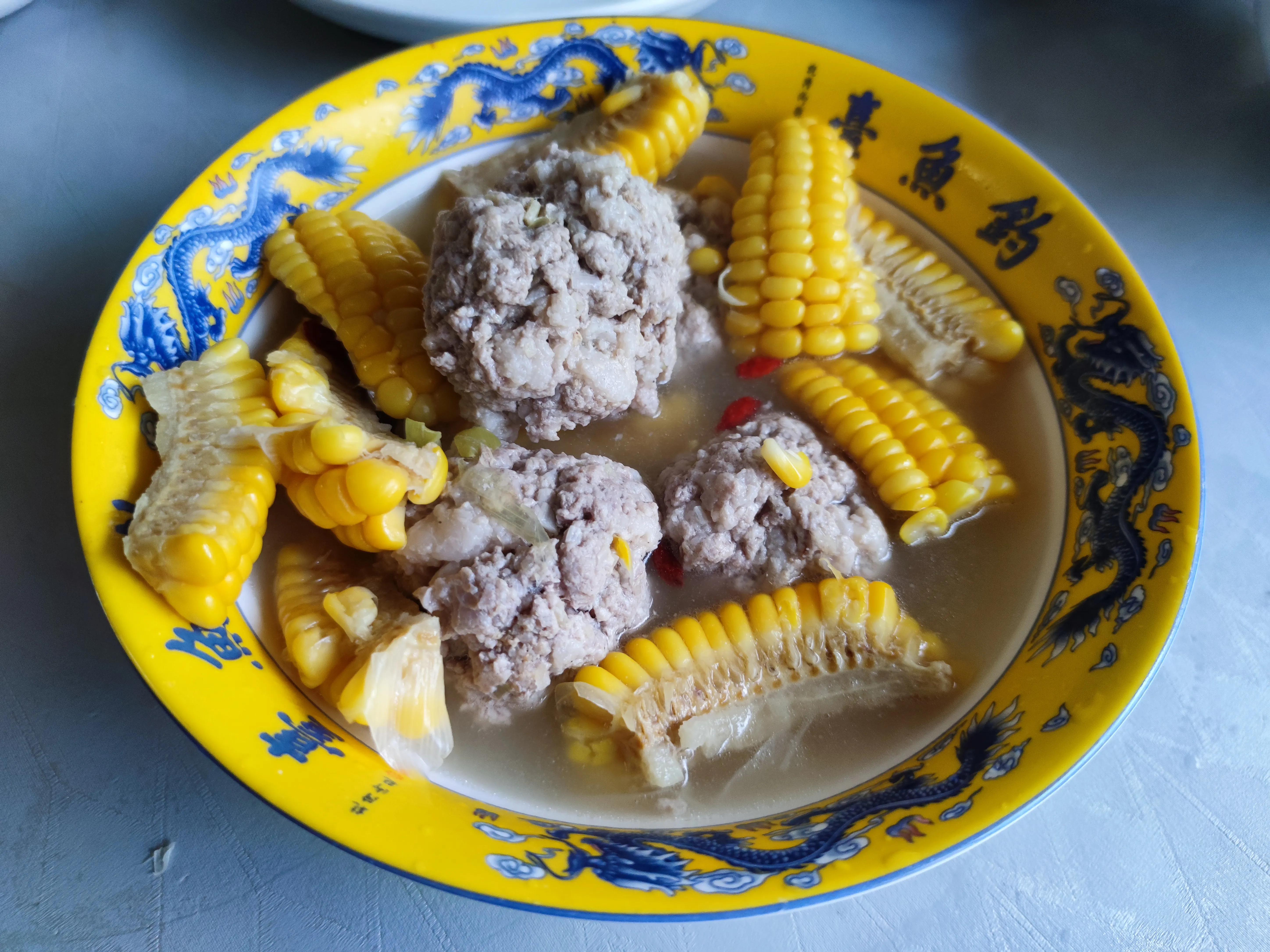 饭店里的菜为啥下饭,饭店里的菜为什么都不咸