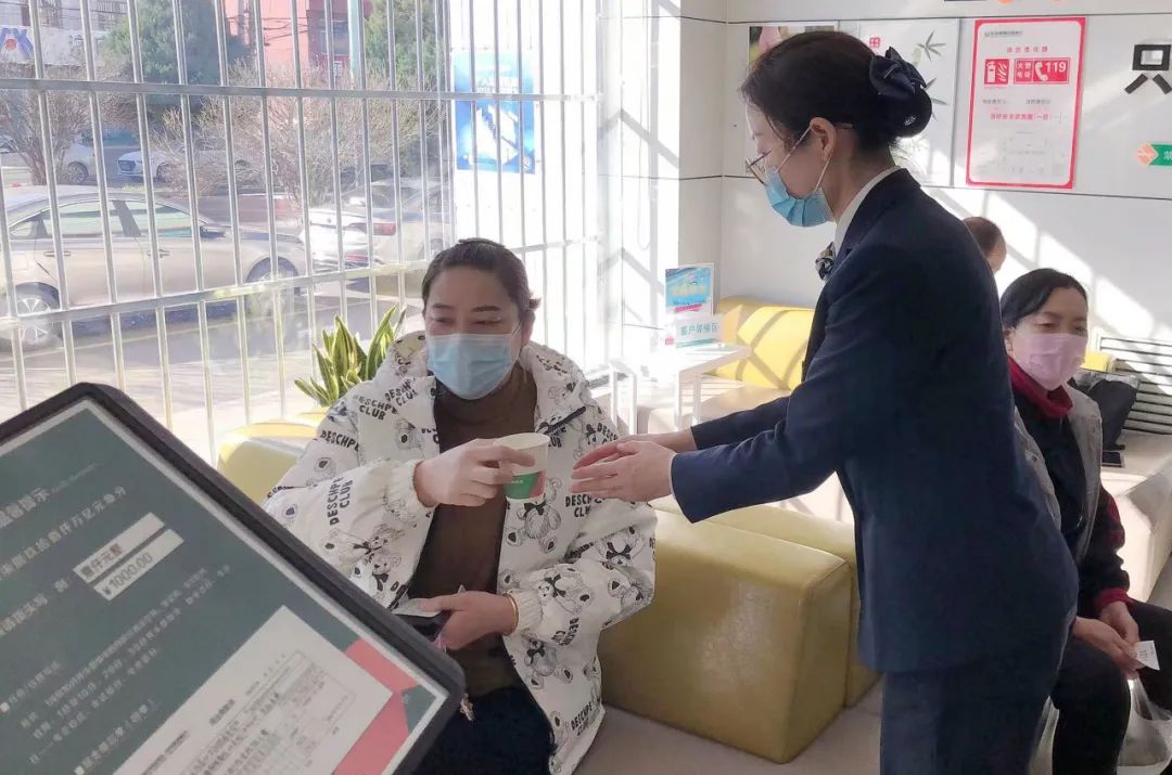 农商银行开展厅堂活动,农商银行厅堂沙龙活动总结