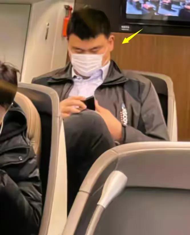 姚明一家多高,姚明一家五口生活