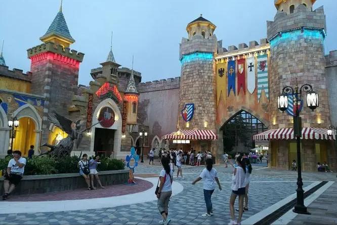 富豪俱乐部私人会所,为啥富豪们热衷进去私人会所