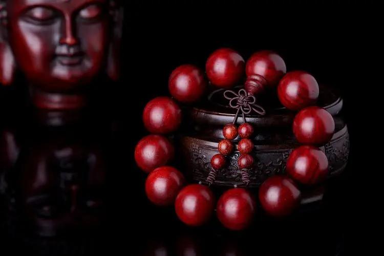 文玩手串有哪些讲究,各种文玩手串的穿法