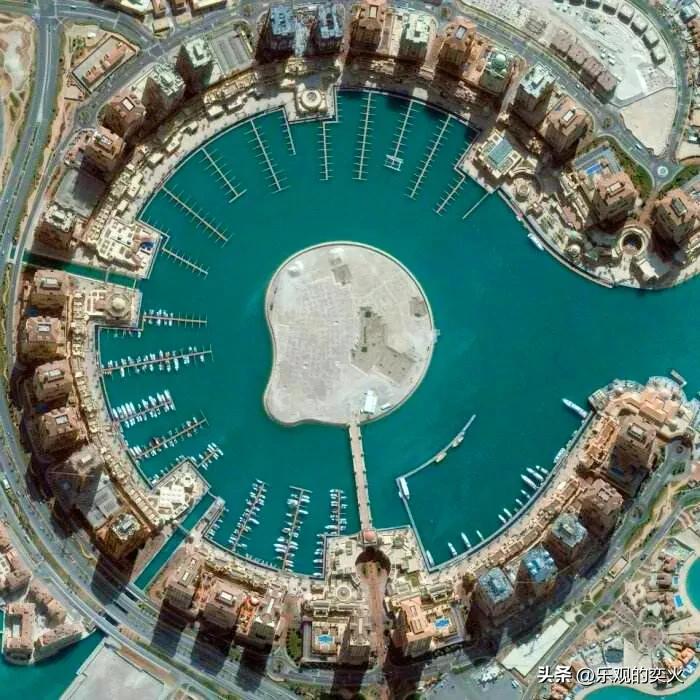 卡塔尔和迪拜哪个国家有钱,迪拜和卡塔尔哪个有钱