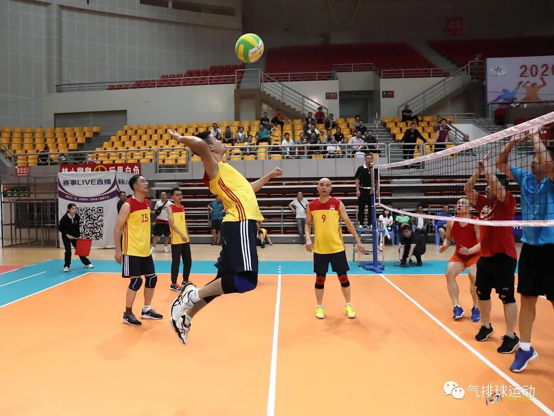 掌握排球技巧,气排球五人制阵型