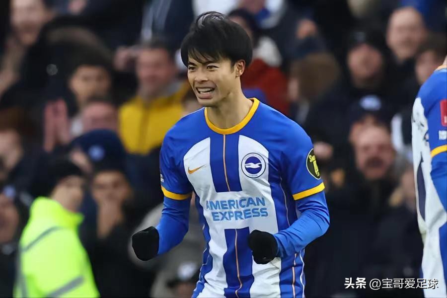 三笘熏踩着阿诺德成名,三度打爆利物浦太子,“三球王”名副其实