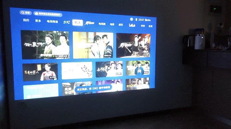 一线品牌极米背书！卷王千元投影！快乐星球O3体验一个月感受