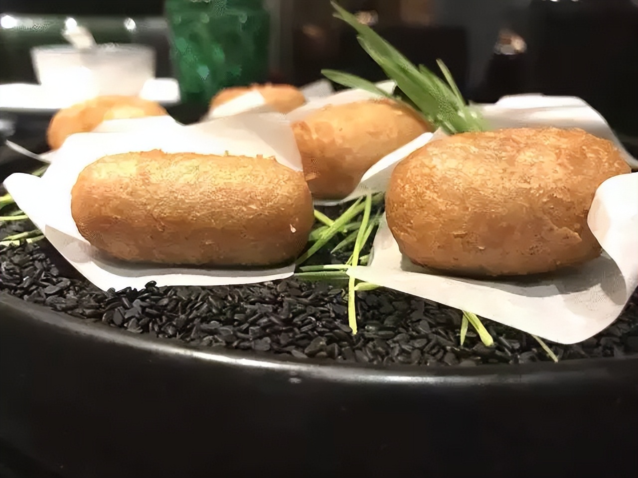 江湖上最霸气菜名,最个性的江湖菜店名