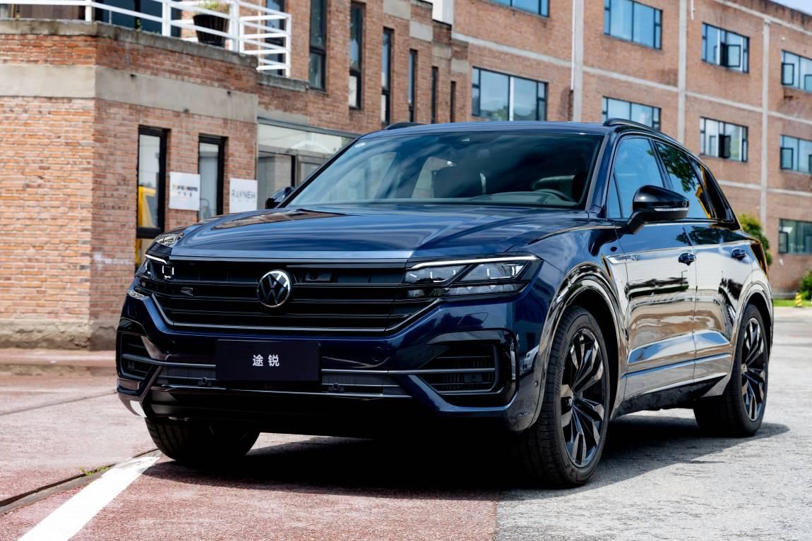 大众途锐20周年特别版高清素材,途锐二十周年版中网标