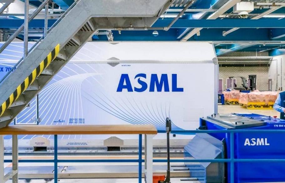 大陆asml谈光刻机,asml对中国光刻机的态度变化