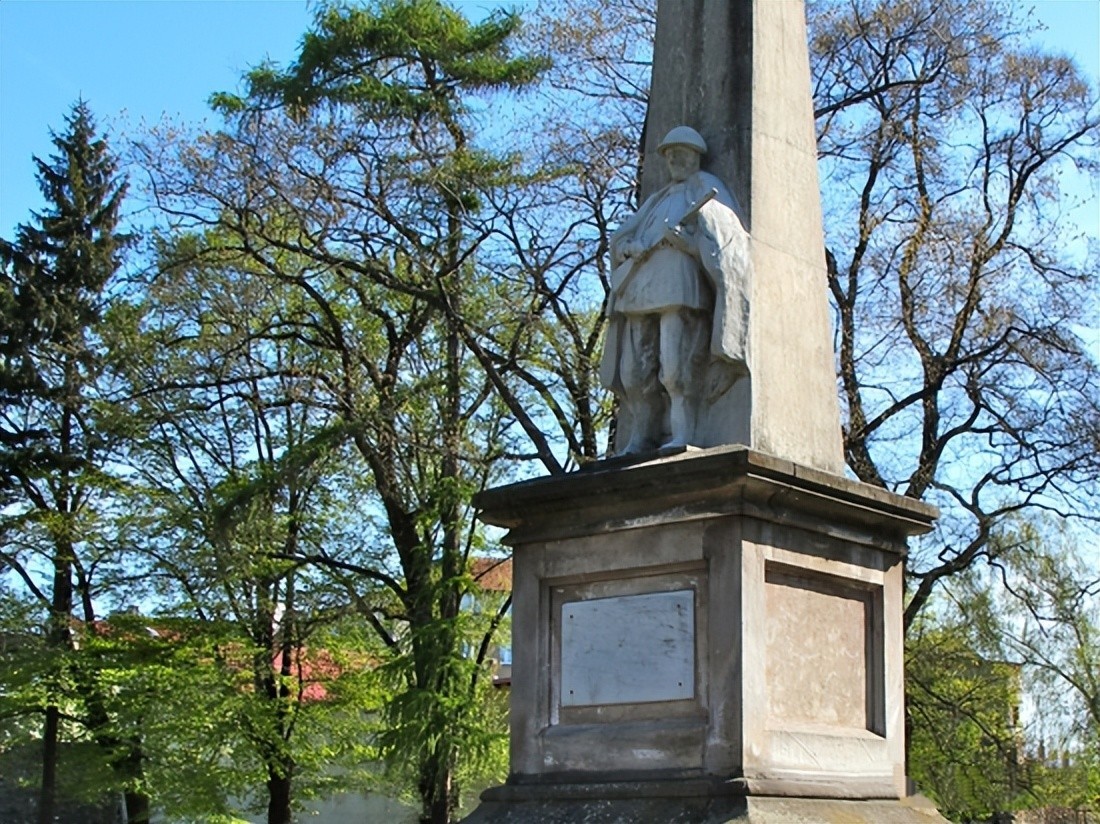 加里宁格勒德国俄罗斯,加里宁格勒和波兰有什么关系