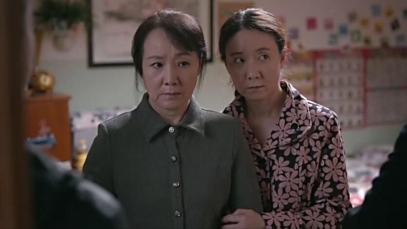 河南女子出租屋“躺平”8年,每月只花500,竟“疗愈”了自己