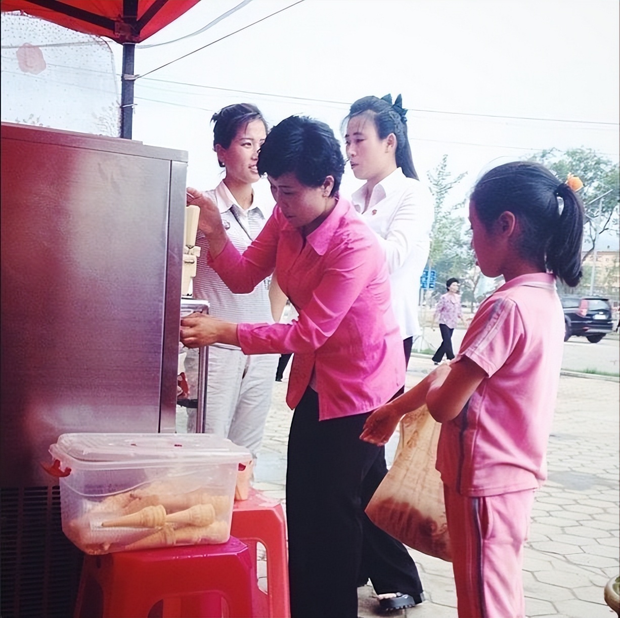 朝鲜近距离观察,14万朝鲜元在朝鲜能买啥