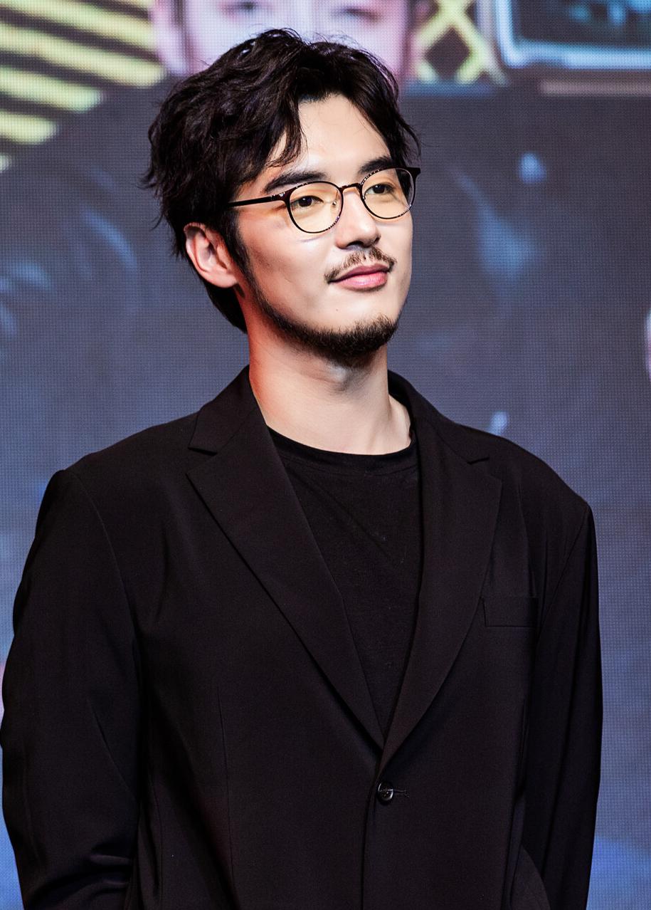 娱乐圈痞帅的四位男星叫什么名字,娱乐圈10位长相帅气的男星