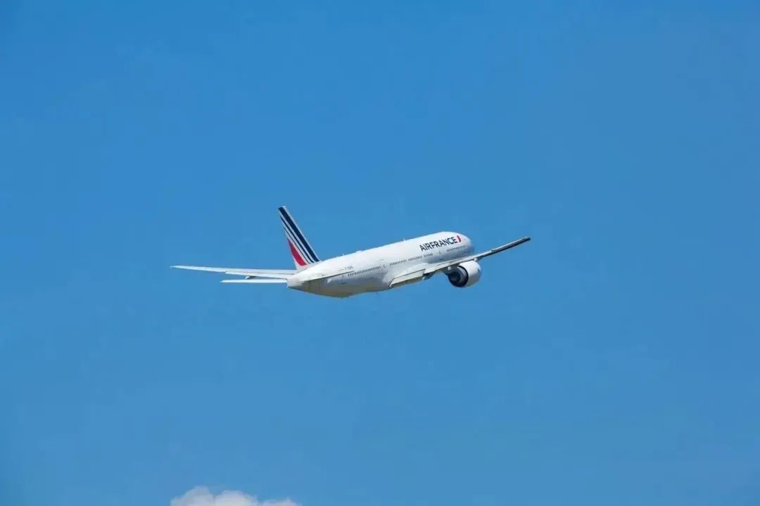 JetSet｜出入境政策再优化，10家航司新动态助力出境游更丝滑