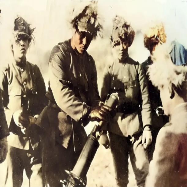 女子为活命，脱下衣服让日本人拍摄，被*辱侮**致死,2