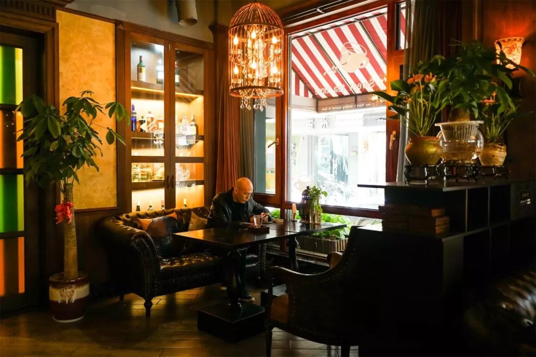 青田用欧元买菜,这座城市遍地都是豪车