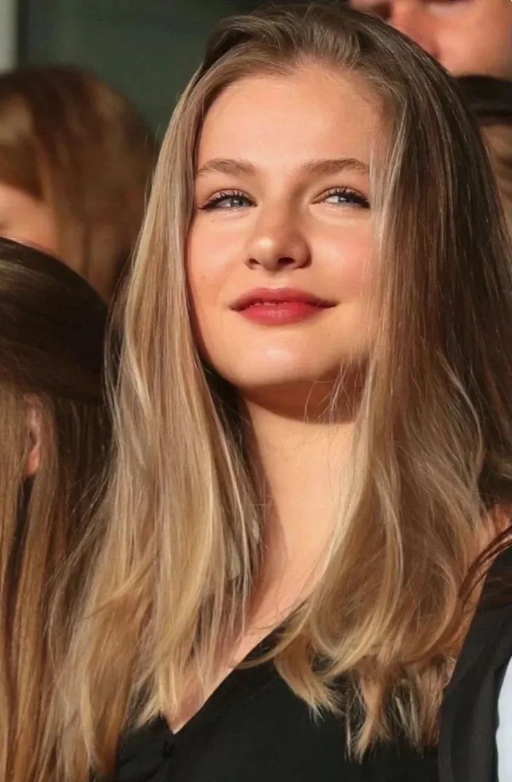 西班牙球星加维：“诸神黄昏”里刮起的“青春风暴”