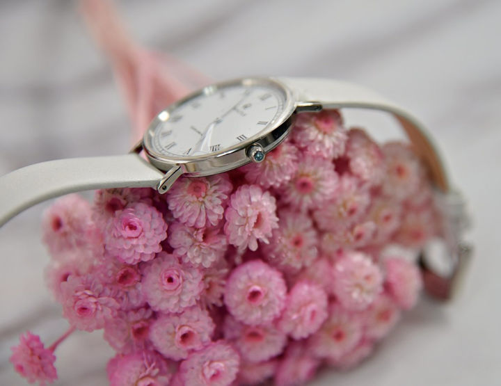 来自日本的礼物,颜值高的小礼物手表