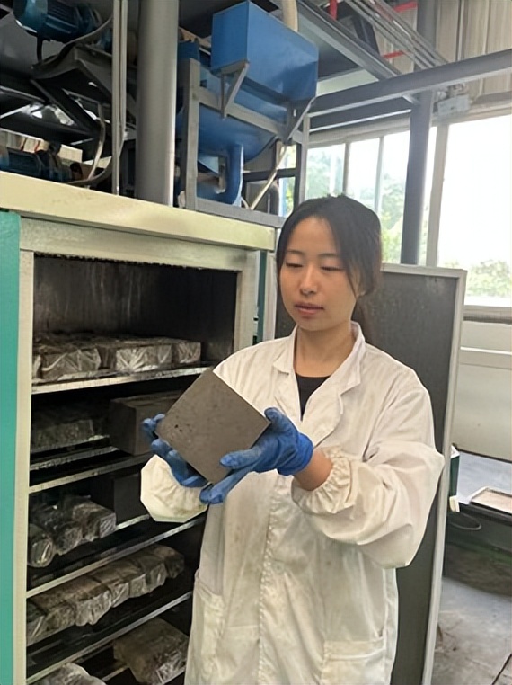 喜报获得金奖,喜报省特等奖