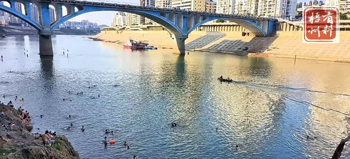水深危险切勿野泳,梧州哪里适合游野泳