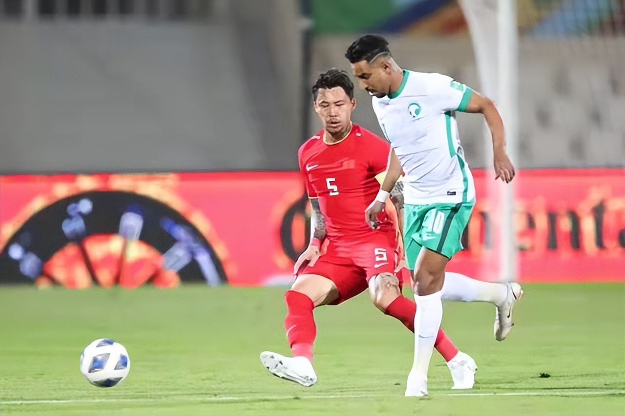 12强赛国足1-1战平沙特,沙特5:0国足