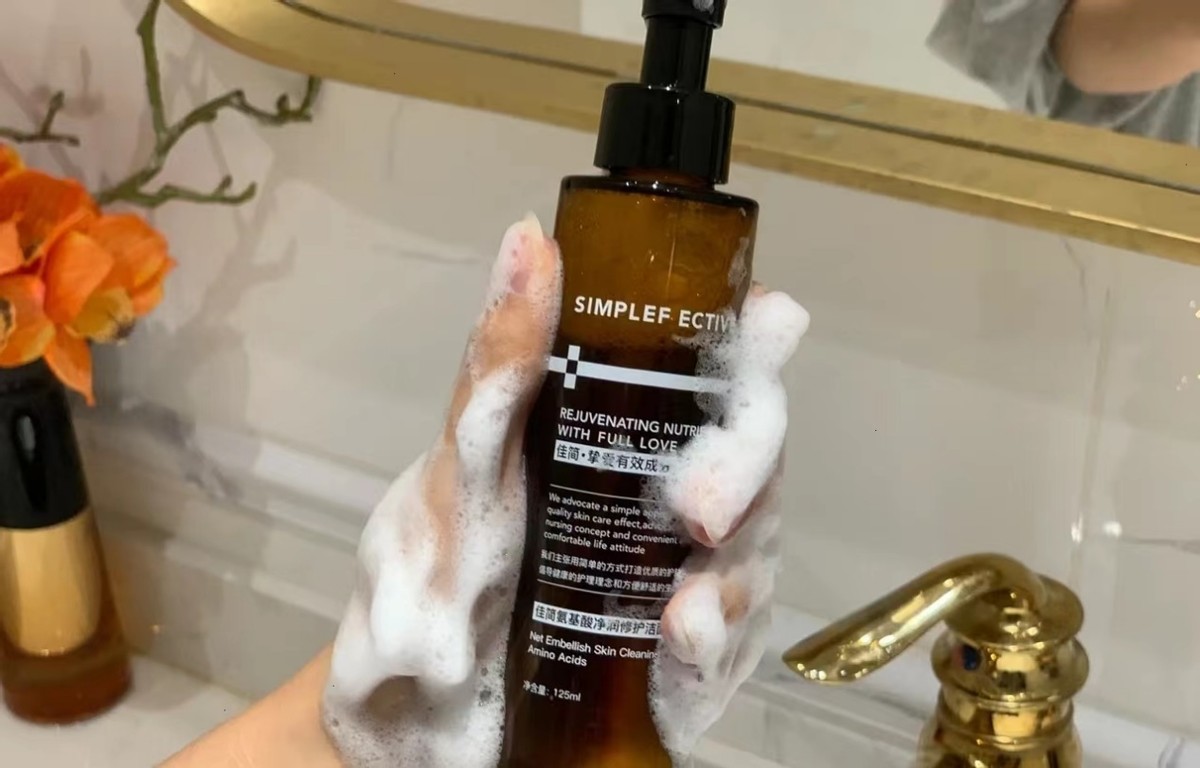 洗完脸超水润的洗面奶推荐,超好用的平价洗面奶适合夏季